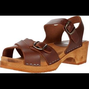 MIA Sandal Clogs BNWOT